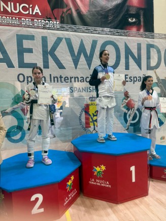 Jelena Spain open postolje